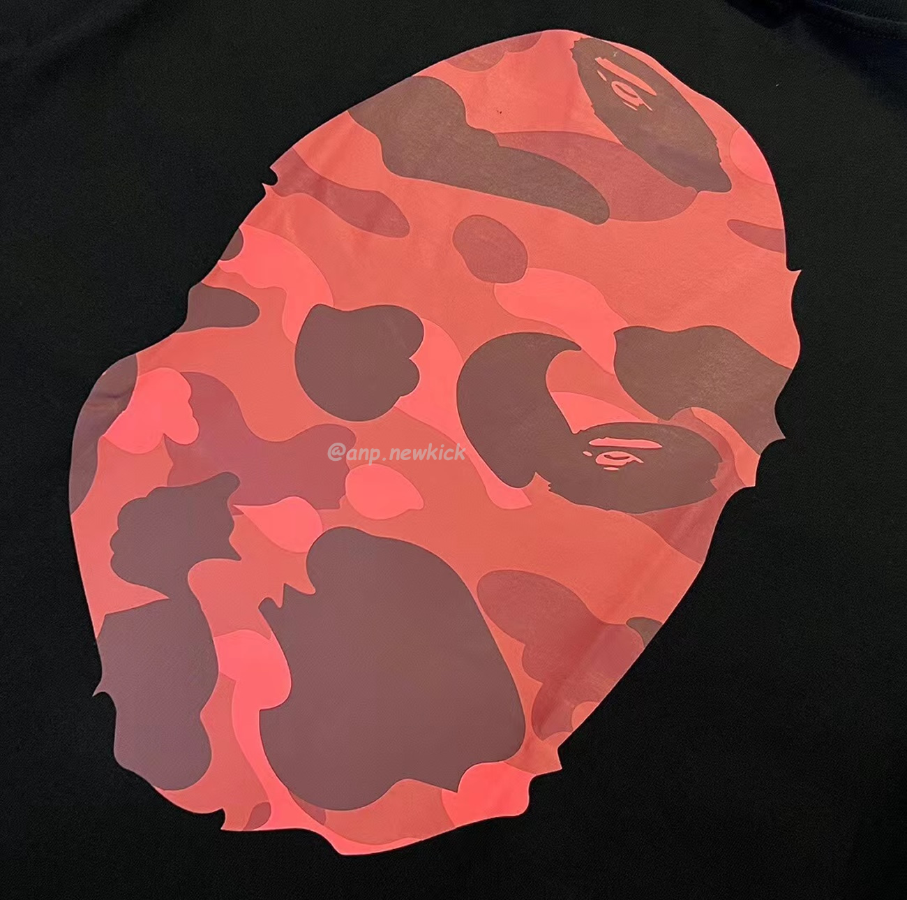 Bape Color Camo Big Ape Head Tee White Black White Green (10) - newkick.vip